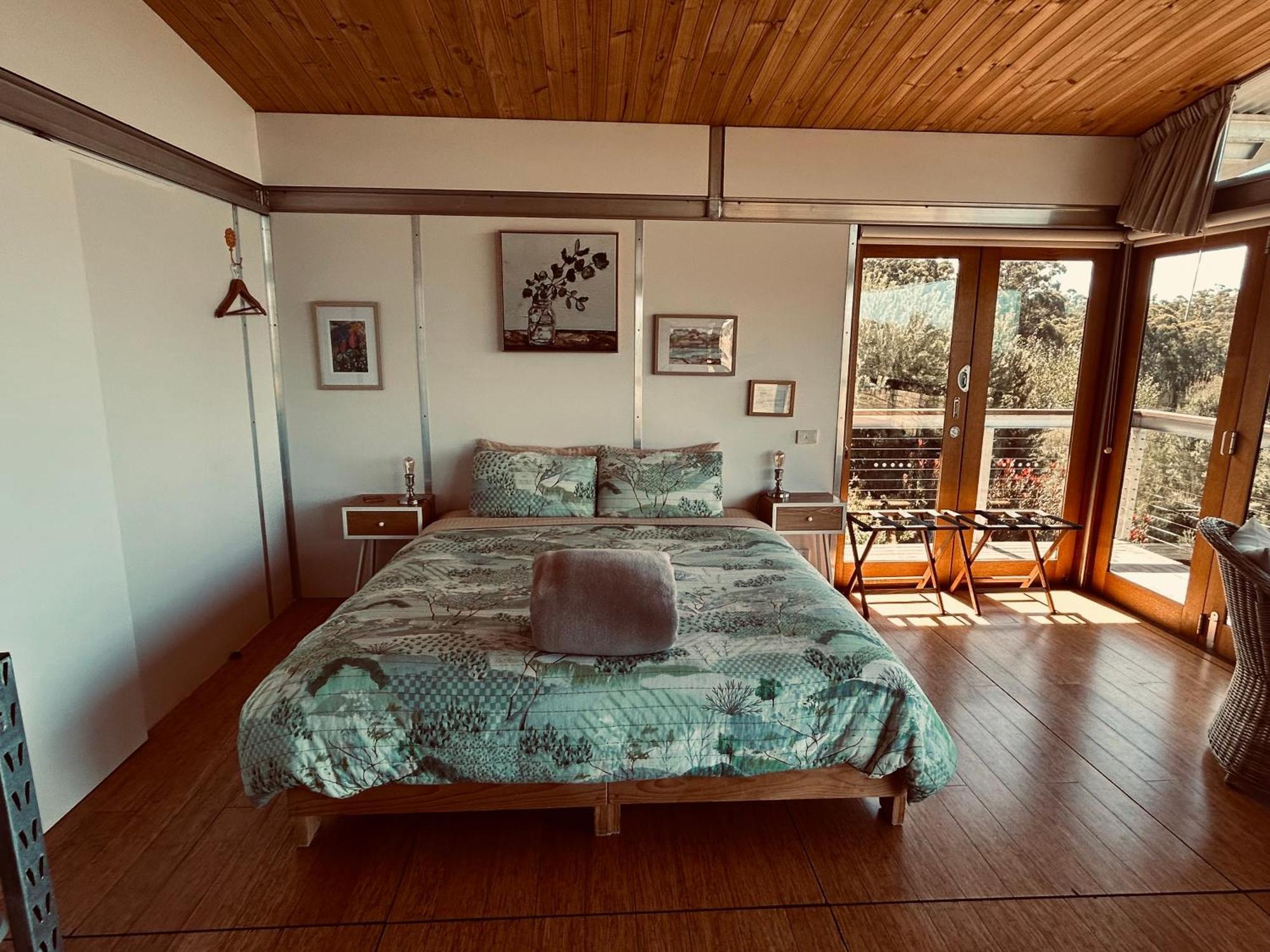 Bed and Breakfast Hobart Hideaway Pods Кингстон Экстерьер фото